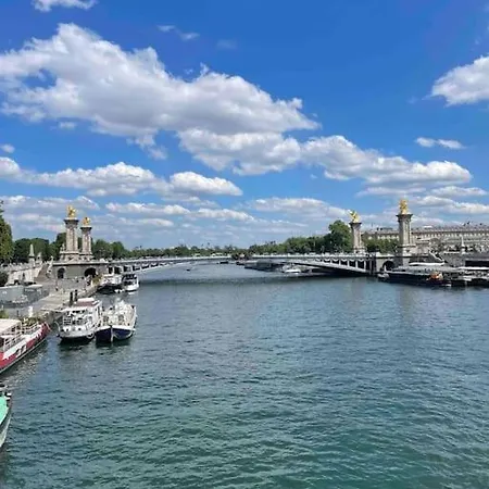 Appartamento Quartier Tour Eiffel Parigi